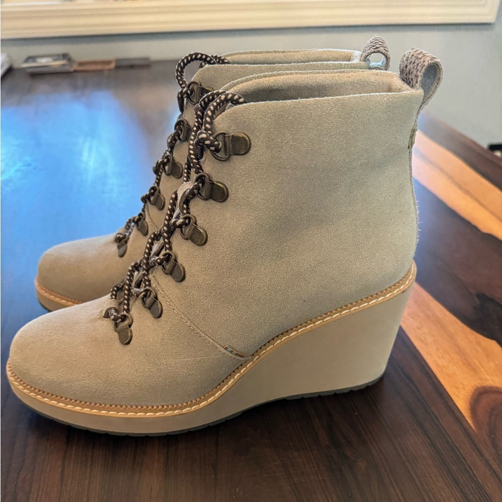 Toms Melrose Wedge Bootie
